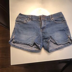 Old Navy Stretch Low Waist Jean Shorts